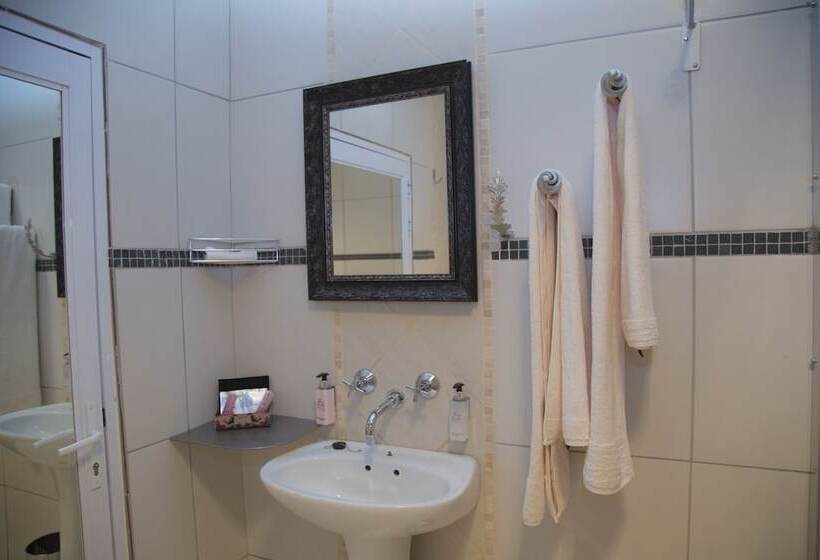 Fotos del hotel Xaviera Guest House:  9