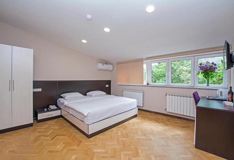 Fotos del hotel Yerevan Boutique:  2