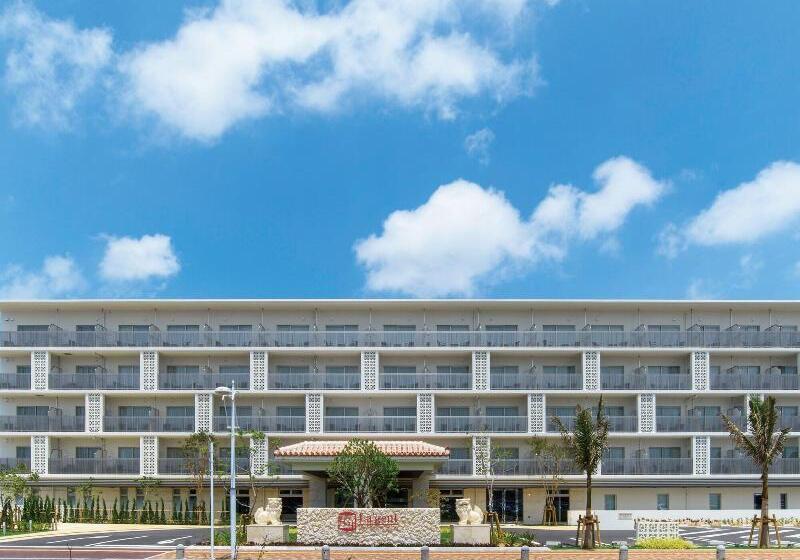 La Gent  Okinawa Chatan  And Hostel