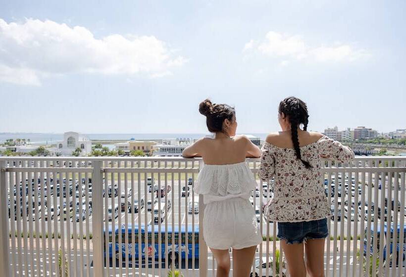 Fotos del hotel La Gent  Okinawa Chatan  And Hostel:  9