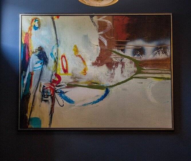 Fotos del hotel Mccormick Place Guest House:  9