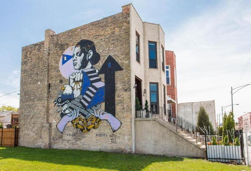 Fotos del hotel Mccormick Place Guest House:  25