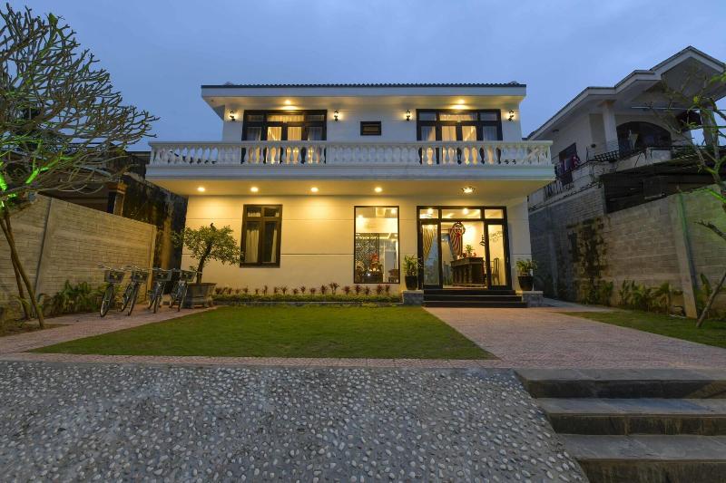 Fotos del hotel Hoi An Sunny Pool Villa:  7