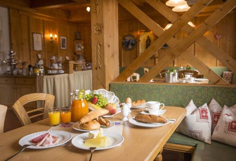 Fotos del hotel -pension Lackenbauer:  11