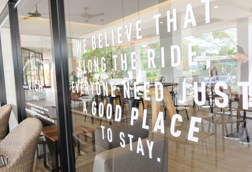 Fotos del hotel The Rich  Korat:  3