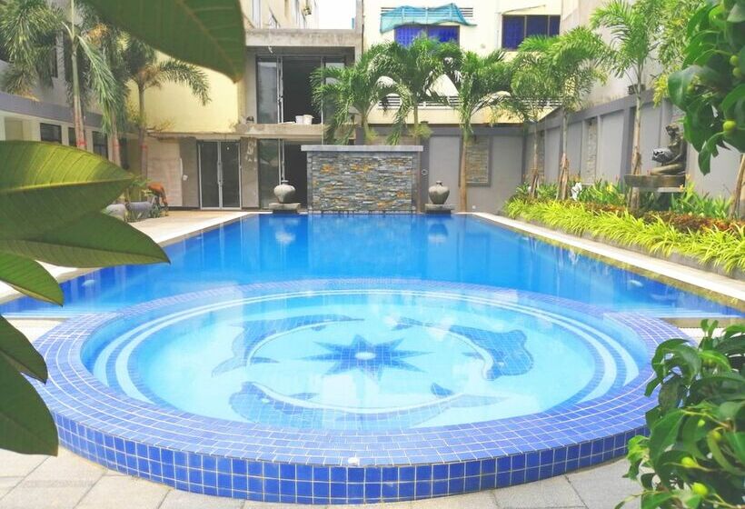 Fotos del hotel Holiday:  21