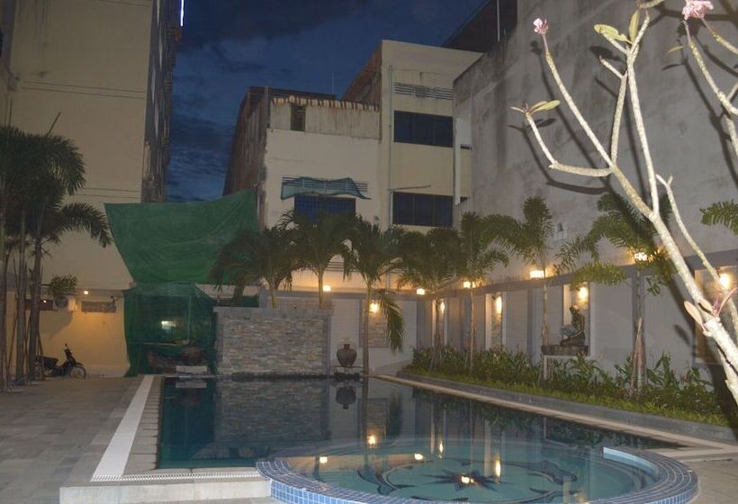 Fotos del hotel Holiday:  8