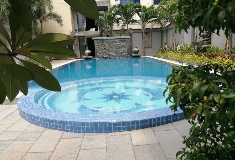 Fotos del hotel Holiday:  22