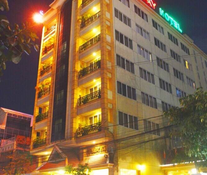 Fotos del hotel Holiday:  6