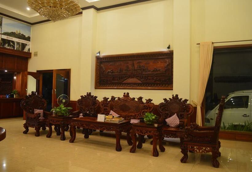 Fotos del hotel Holiday:  4