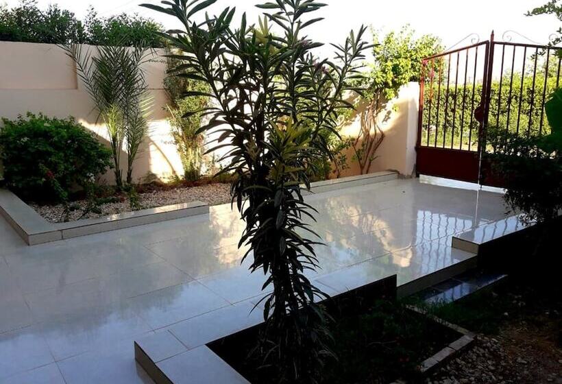 Fotos del hotel Luxor Plaza House:  9