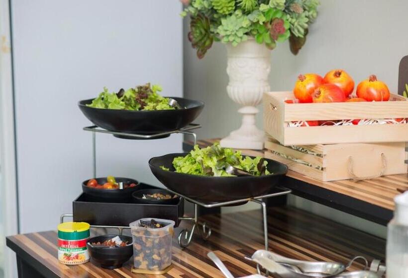 Fotos del hotel Romyen Garden Place:  8