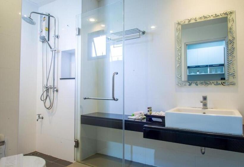 Fotos del hotel Romyen Garden Place:  17