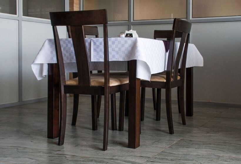 Fotos del hotel Kenendia:  8