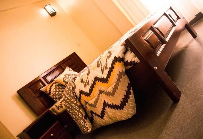 Fotos del hotel Kenendia:  15