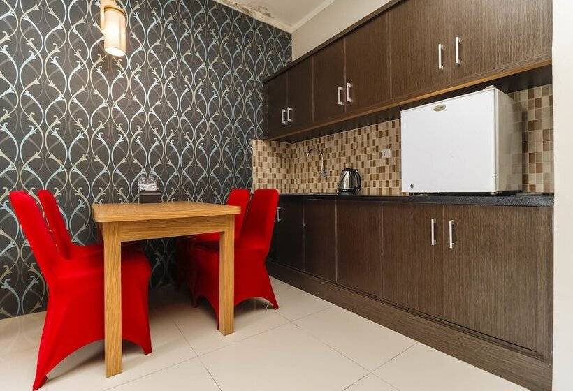 Fotos del hotel Reddoorz Plus Near Pantai Losari:  10