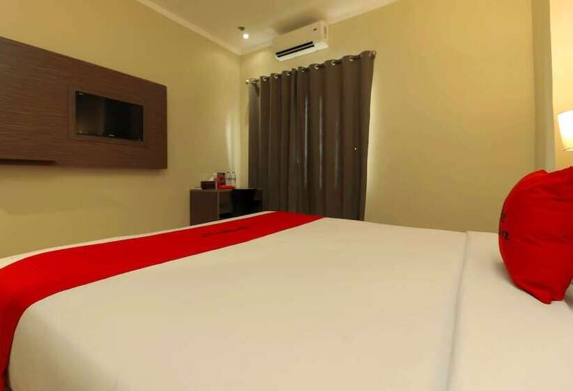 Fotos del hotel Reddoorz Plus Near Pantai Losari:  9