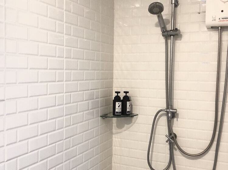 Fotos del hotel 7 Days Asleep:  13