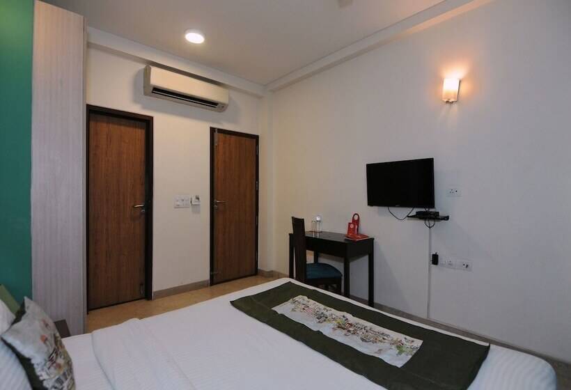 Fotos del hotel Oyo Flagship 494 East Of Kailash:  2