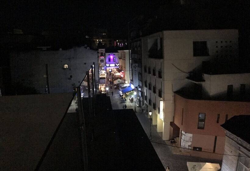 Fotos del hotel New Era:  4