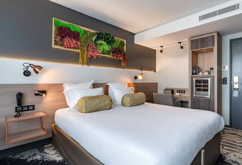 Fotos del hotel Hôtel B55:  11