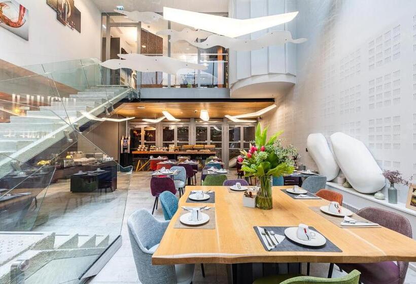 Fotos del hotel Hôtel B55:  21