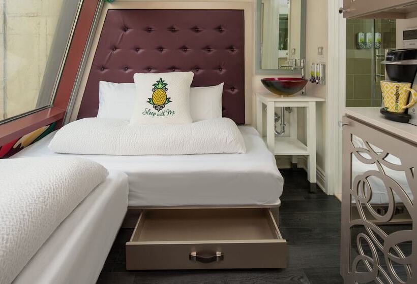 Fotos del hotel Staypineapple, An Artful , Midtown New York:  10