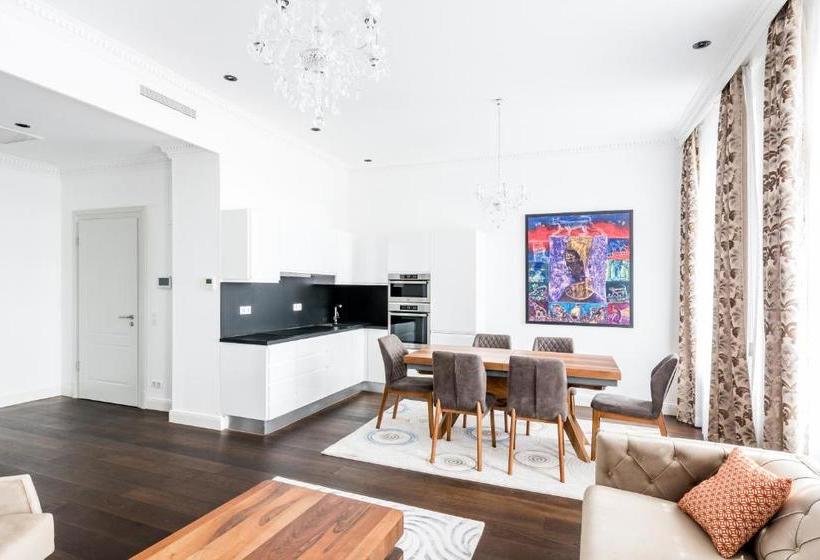 Fotos del hotel úttö Luxury Suites:  3