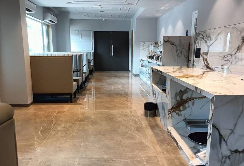 Fotos del hotel Treebo Trend J Esvi:  11