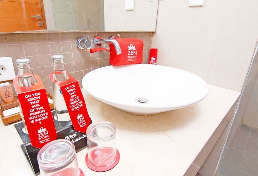 Fotos del hotel Zen Rooms Kuta Sunset Road:  15