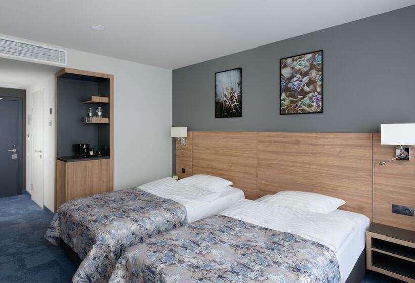 Fotos del hotel Favor Park:  4