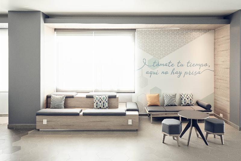 Fotos del hotel One Tijuana Otay:  2