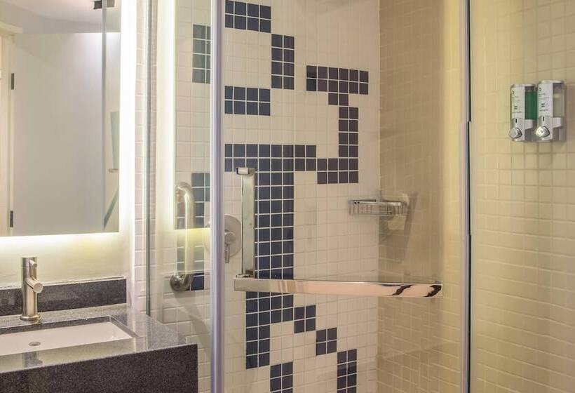 Fotos del hotel One Tijuana Otay:  19