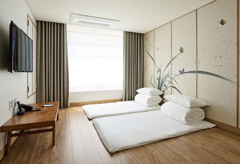 Fotos del hotel Newv:  3