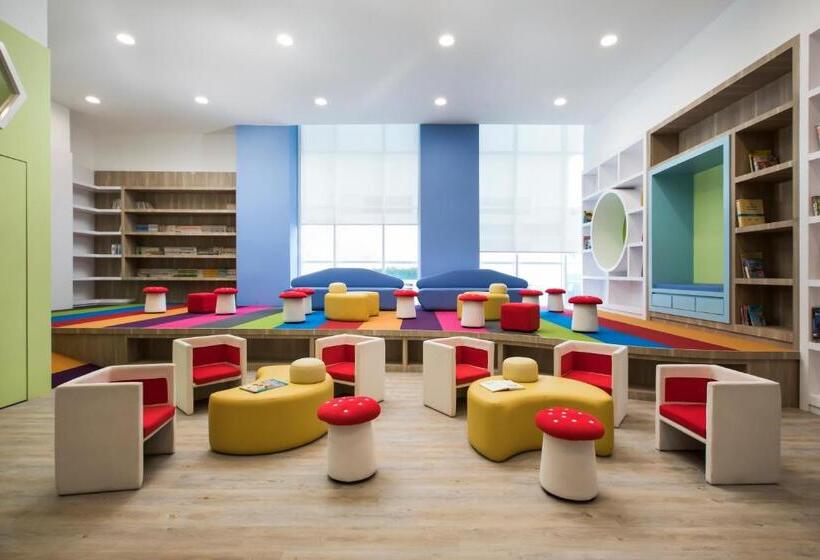 Fotos del hotel Pinetree Marina Resort:  10