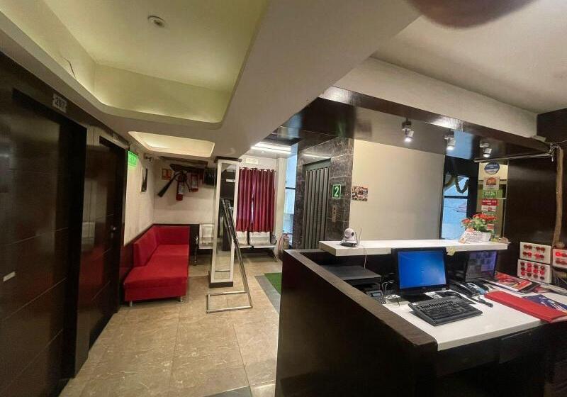 Fotos del hotel Fabhotel Metro Park:  2