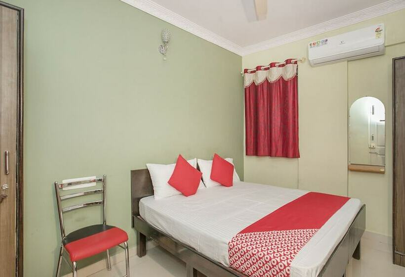 Fotos del hotel Oyo 10363 Sri Balaji Guest House:  3