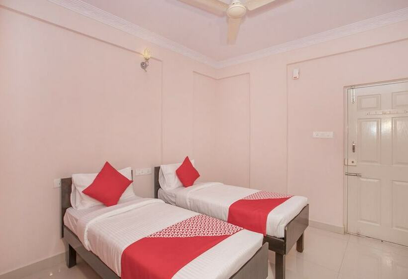 Fotos del hotel Oyo 10363 Sri Balaji Guest House:  6