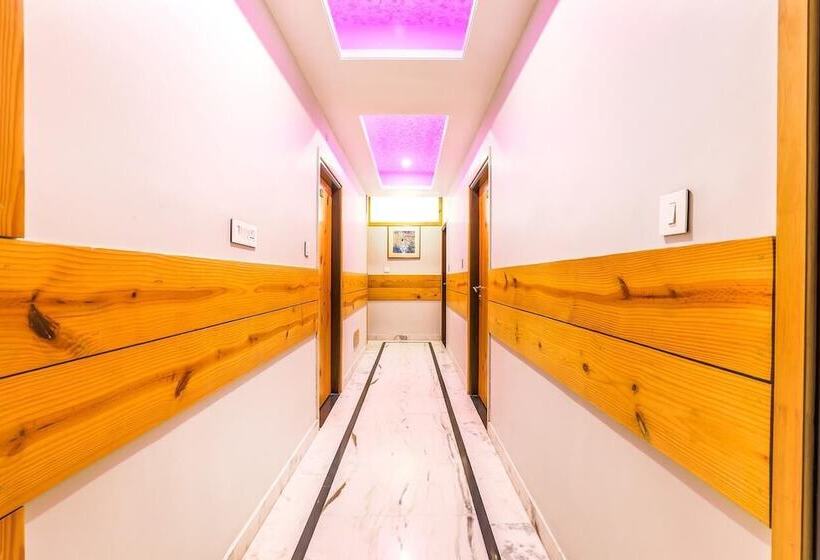 Fotos del hotel Fab The Lodge Bani Park:  10