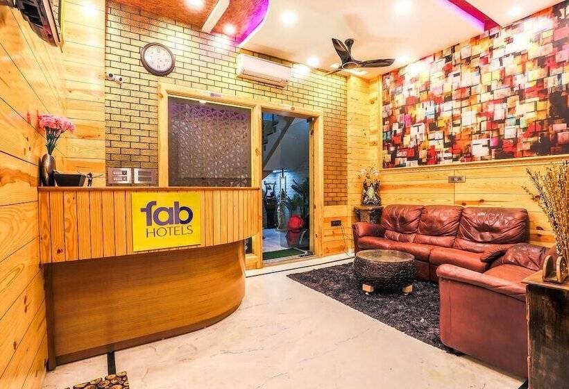 Fotos del hotel Fab The Lodge Bani Park:  3