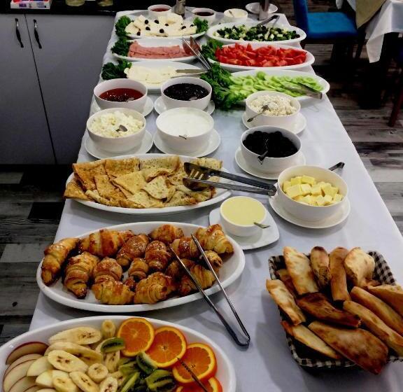 Fotos del hotel Aristocrat Batumi:  9