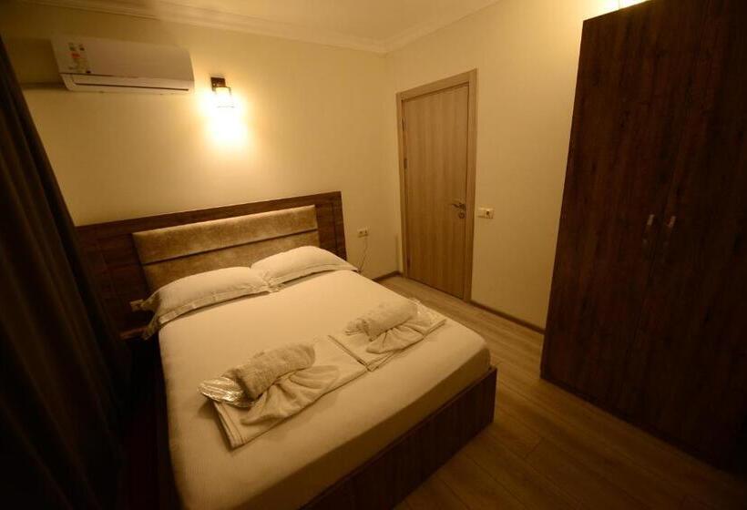 Fotos del hotel Aristocrat Batumi:  16