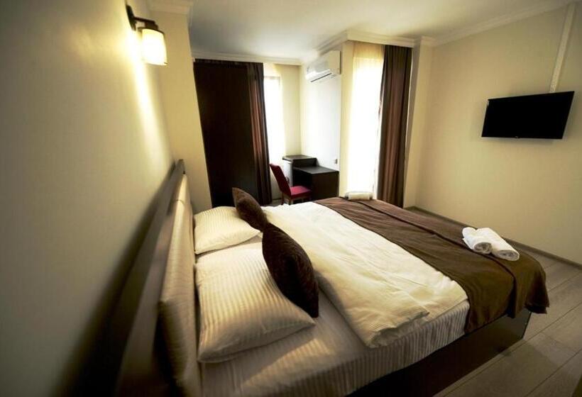 Fotos del hotel Aristocrat Batumi:  14