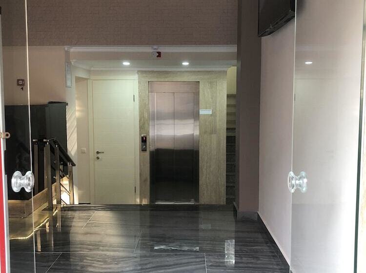 Fotos del hotel Aristocrat Batumi:  24