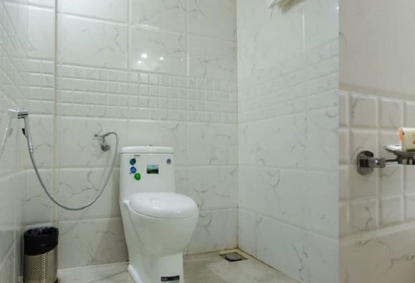 Fotos del hotel Kochi Crown:  13