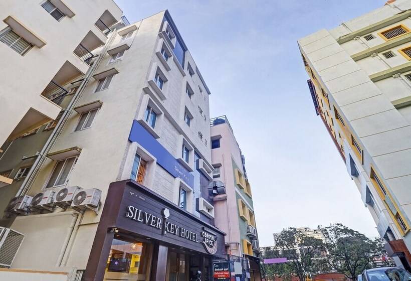 Capital O 60740 Silver Key