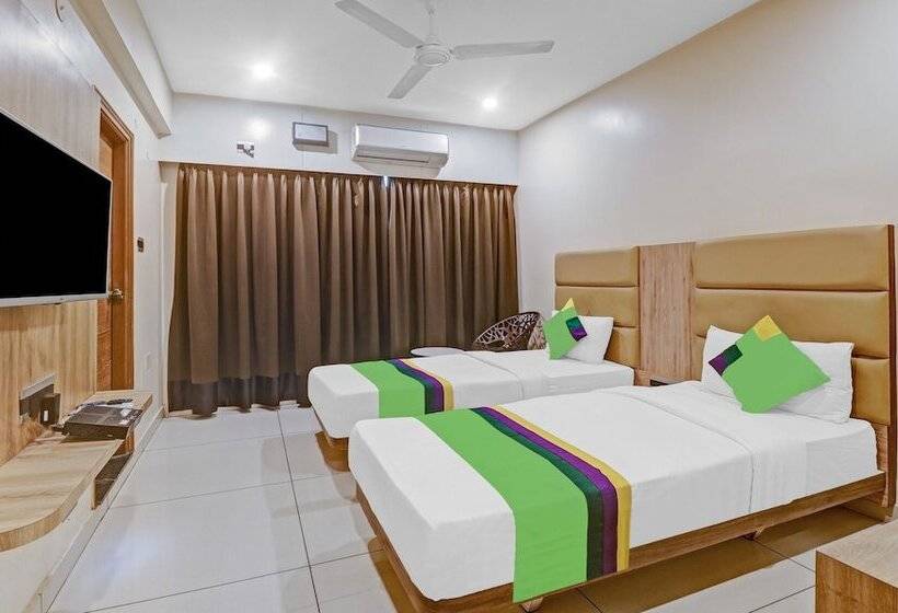 Fotos del hotel Capital O 60740 Silver Key:  24