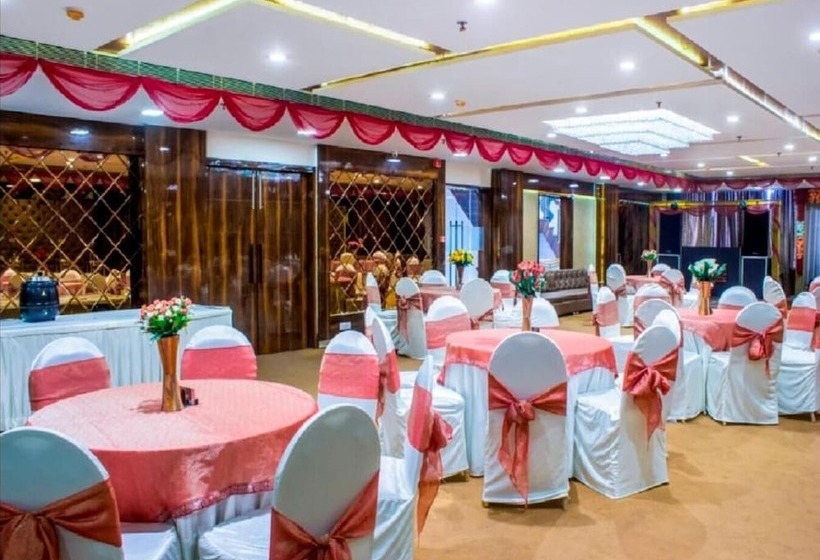 Fotos del hotel Ap Holiday Inn:  13