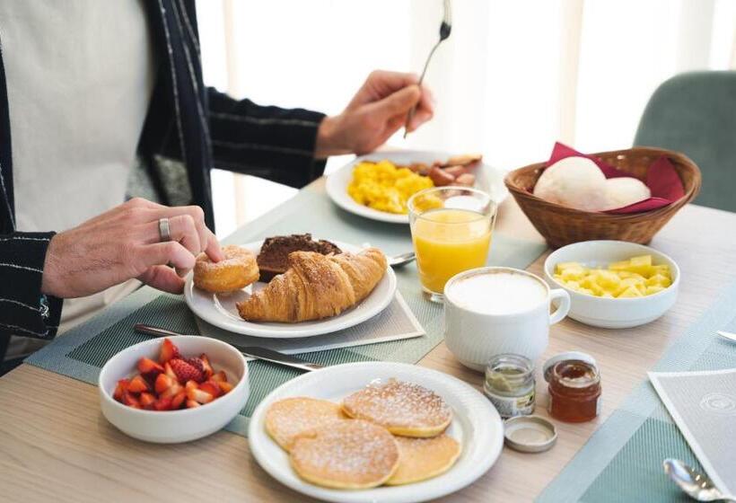 Fotos del hotel Unique:  13