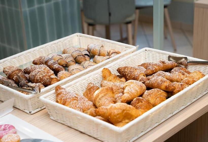 Fotos del hotel Unique:  12